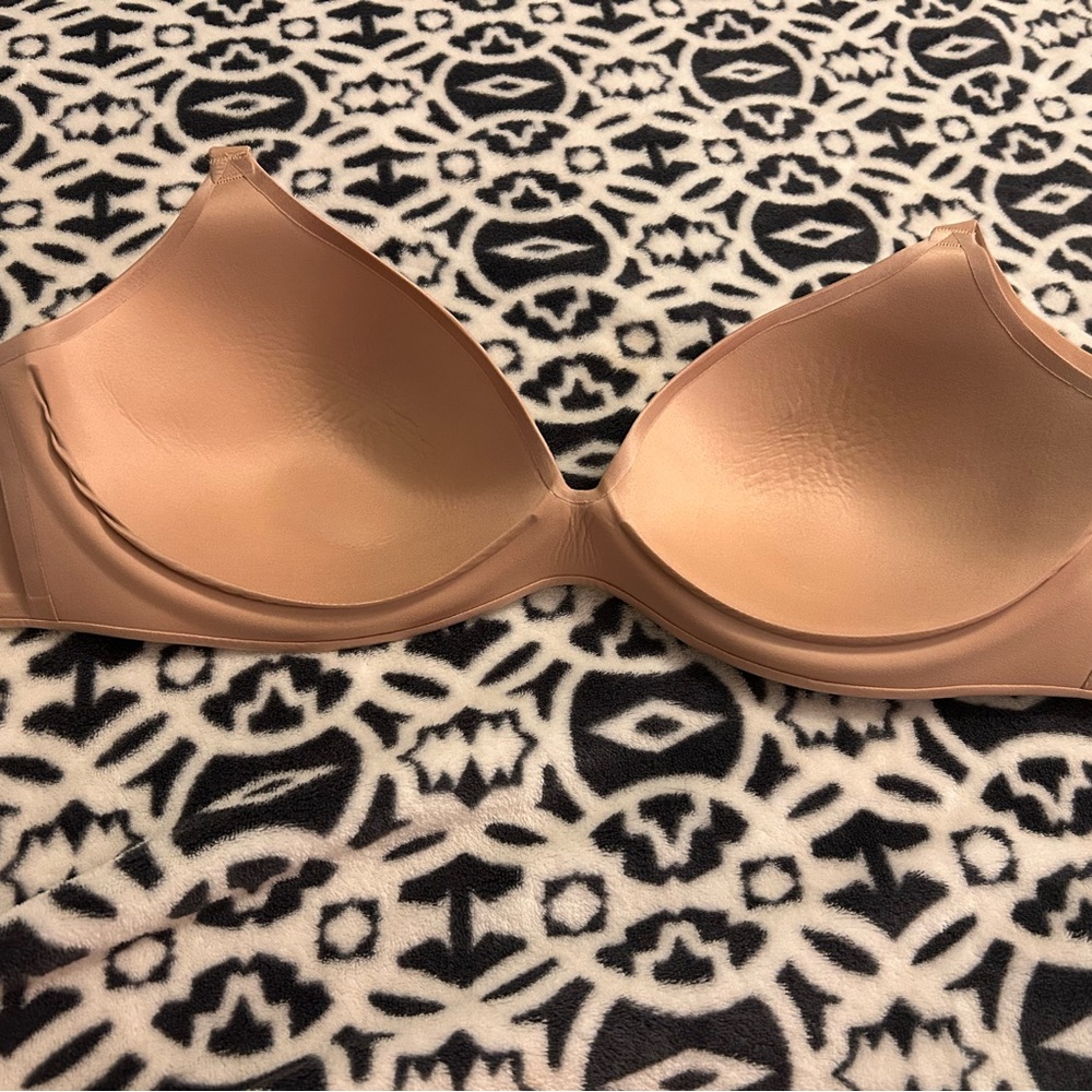 Wireless bra - Picture 2 of 3
